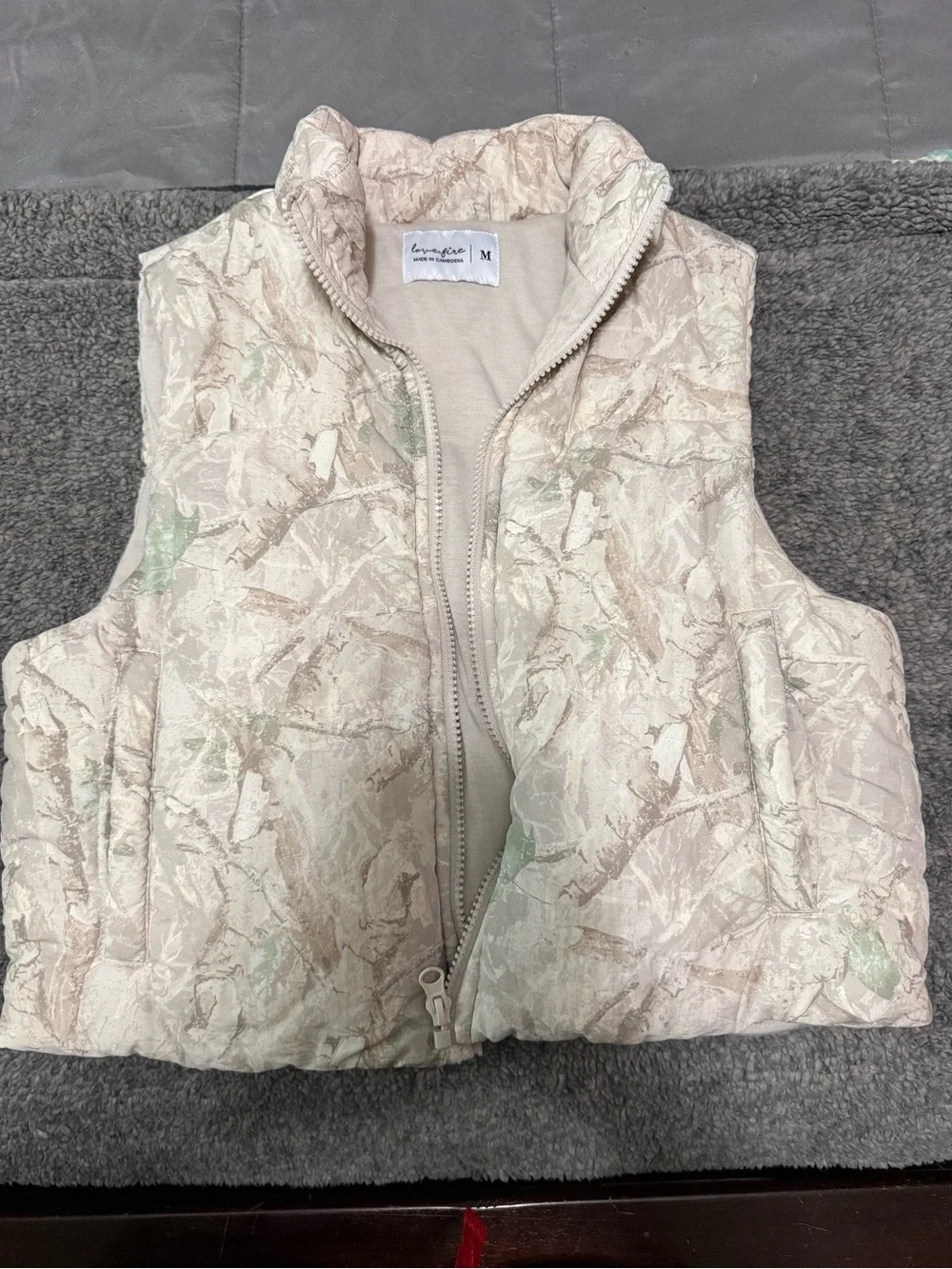 Light camo puffer vest